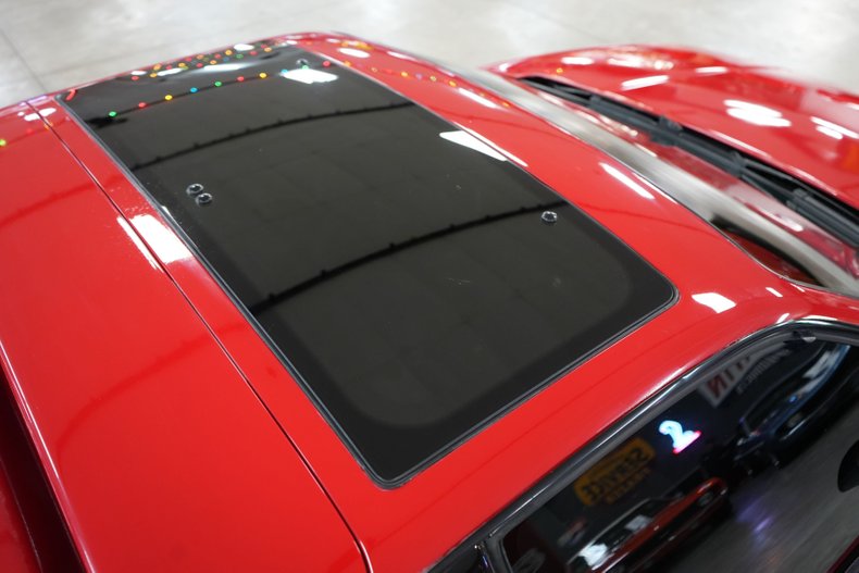 Pontiac-Fiero-1988-Red-Gray-48