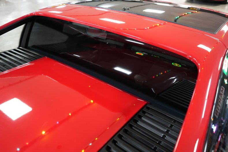 Pontiac-Fiero-1988-Red-Gray-49