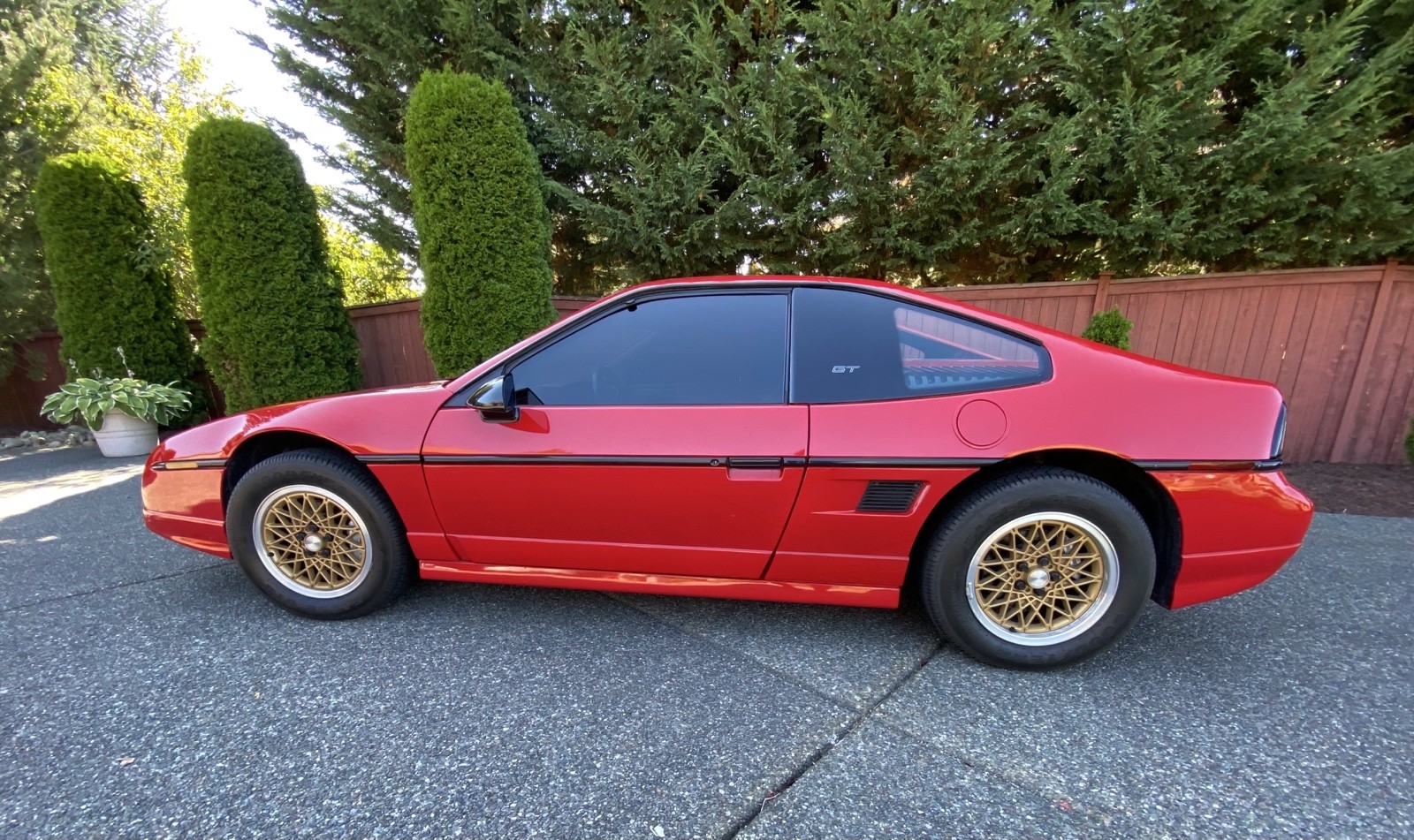 Pontiac Fiero 1988