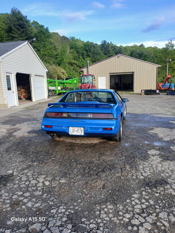 Pontiac-Fiero-sport-1987-blue-13