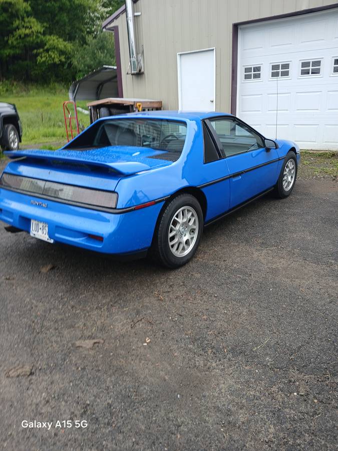 Pontiac-Fiero-sport-1987-blue-19