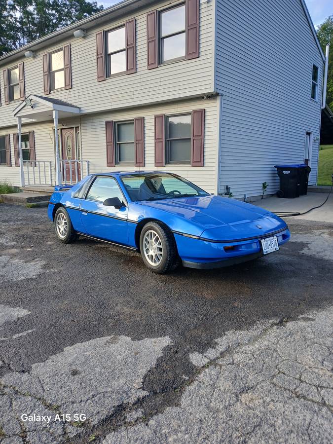 Pontiac-Fiero-sport-1987-blue-23