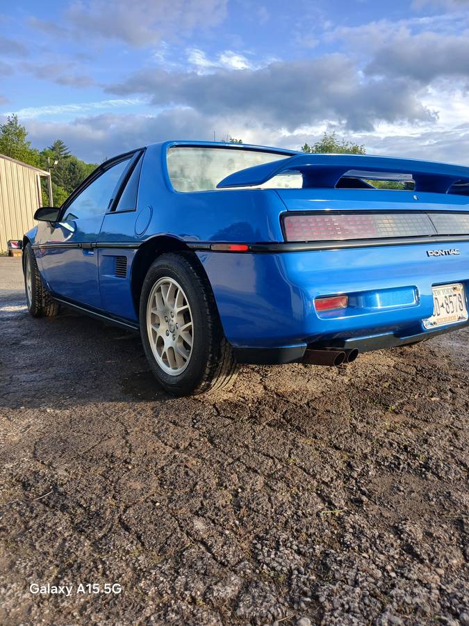 Pontiac-Fiero-sport-1987-blue-8