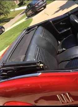 Pontiac-Firebird-1967-Red-Black-2