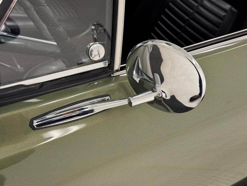 Pontiac-Firebird-1967-Verdoro-Green-Black-23