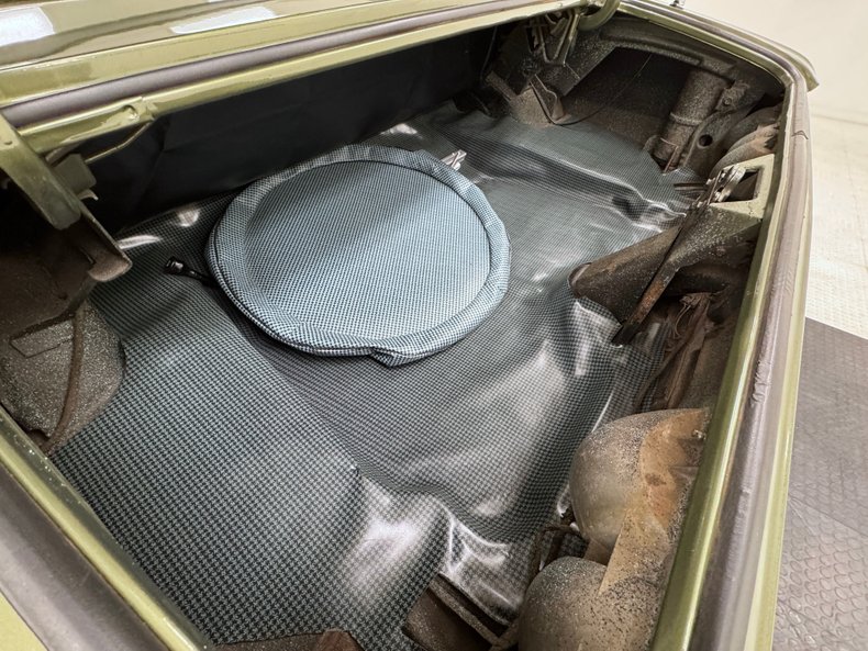 Pontiac-Firebird-1967-Verdoro-Green-Black-34