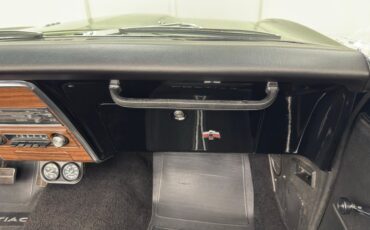 Pontiac-Firebird-1967-Verdoro-Green-Black-4