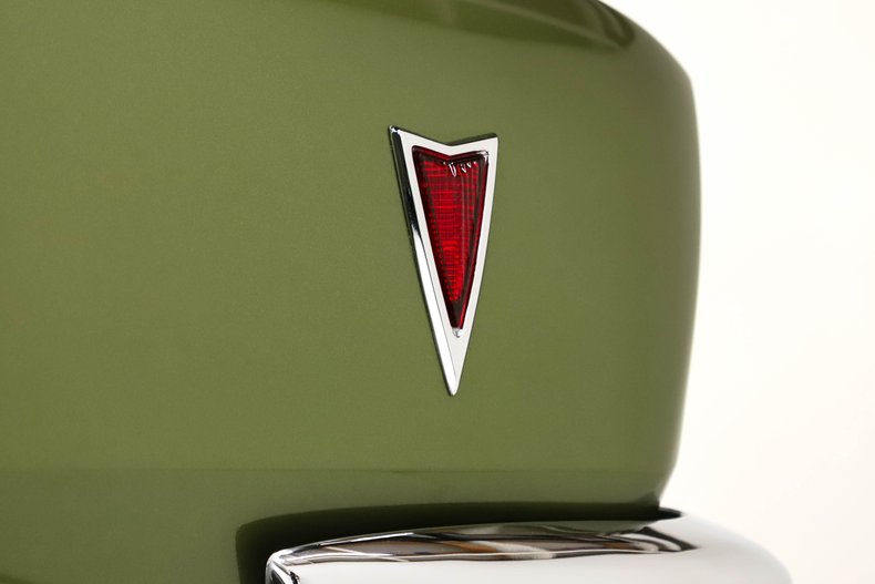Pontiac-Firebird-1968-Verdoro-Green-Black-40
