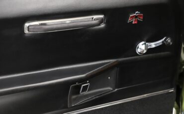 Pontiac-Firebird-1968-Verdoro-Green-Black-7
