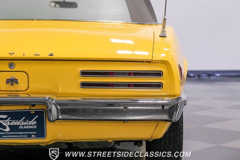 Pontiac-Firebird-1968-Yellow-Black-32
