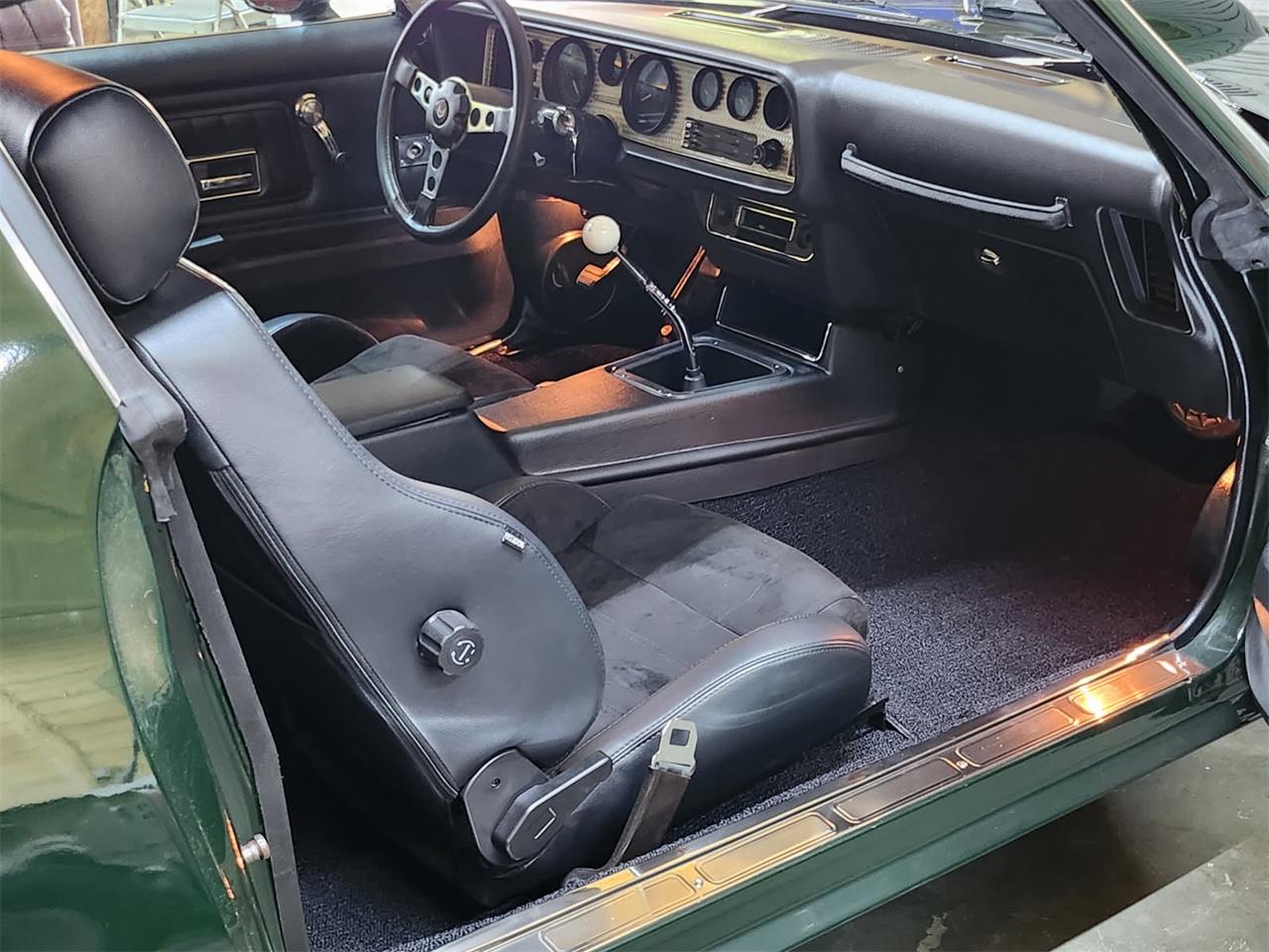 Pontiac-Firebird-1972-Brewster-Green-PC48-Black-3