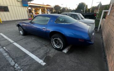 Pontiac-Firebird-1975-2