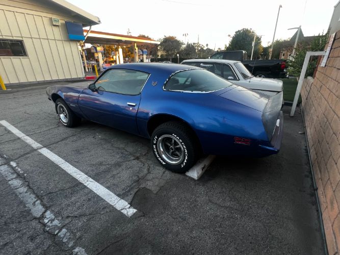 Pontiac-Firebird-1975-2