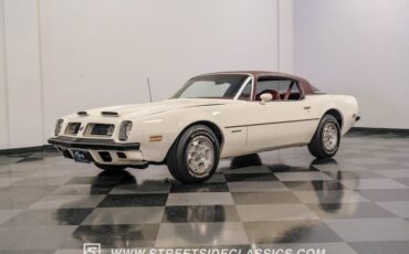 Pontiac-Firebird-1975-Cameo-White-Oxblood-15