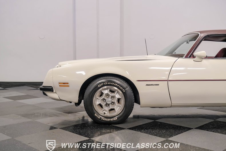 Pontiac-Firebird-1975-Cameo-White-Oxblood-16