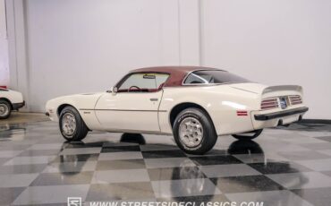 Pontiac-Firebird-1975-Cameo-White-Oxblood-18