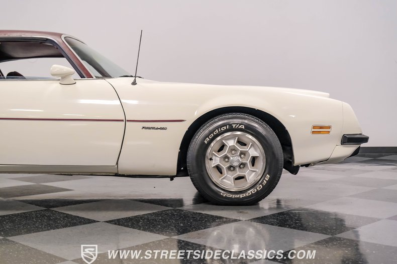 Pontiac-Firebird-1975-Cameo-White-Oxblood-28