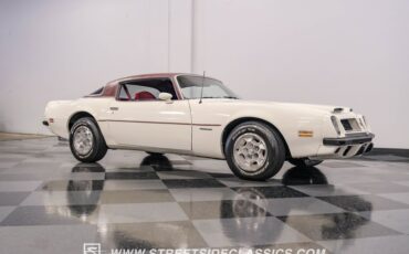 Pontiac-Firebird-1975-Cameo-White-Oxblood-29