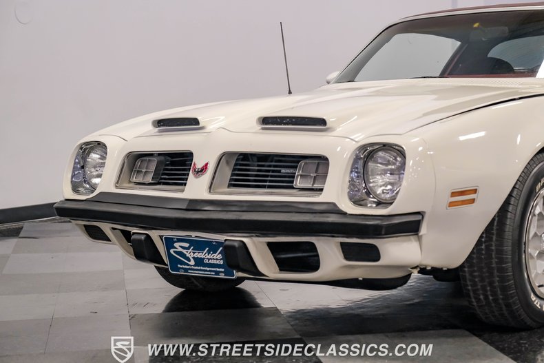 Pontiac-Firebird-1975-Cameo-White-Oxblood-33