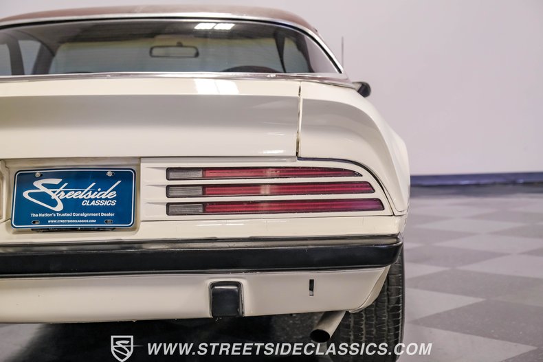 Pontiac-Firebird-1975-Cameo-White-Oxblood-36