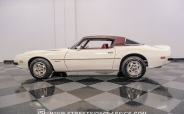 Pontiac-Firebird-1975-Cameo-White-Oxblood