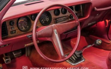 Pontiac-Firebird-1975-Cameo-White-Oxblood-42