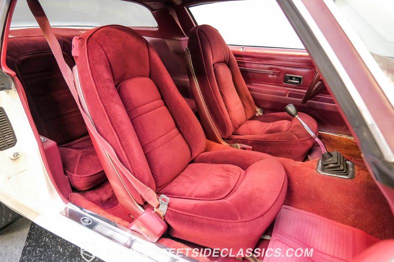 Pontiac-Firebird-1975-Cameo-White-Oxblood-7