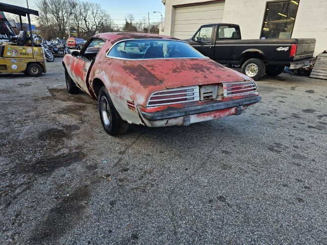 Pontiac-Firebird-1975-Red-Black-14