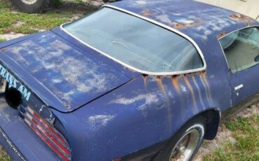 Pontiac-Firebird-1976