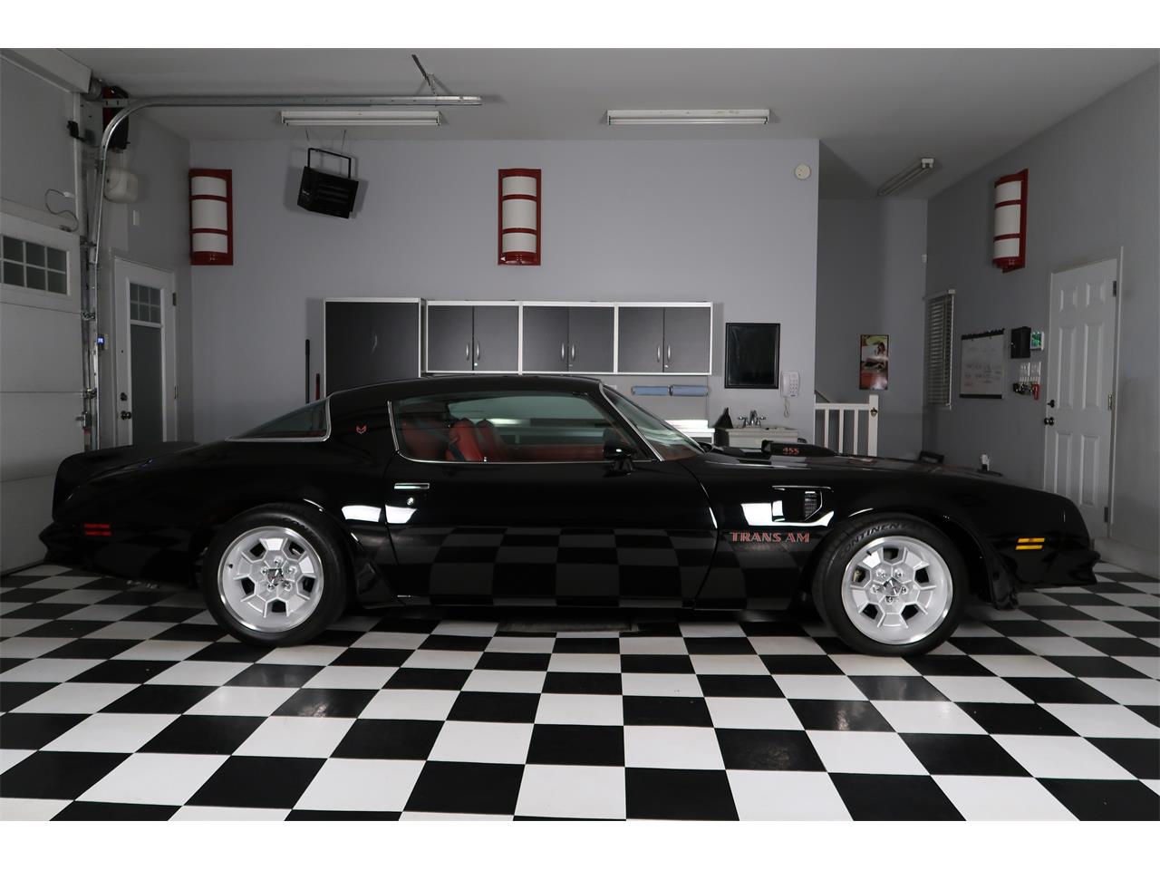 Pontiac-Firebird-1976-Starlight-Black-Red-11