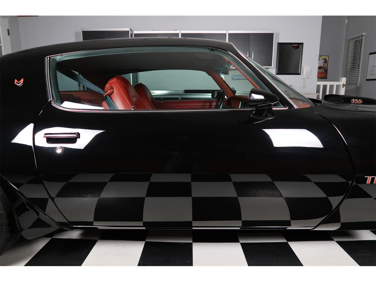 Pontiac-Firebird-1976-Starlight-Black-Red-21