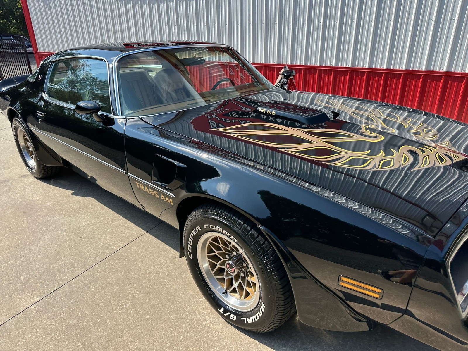 Pontiac-Firebird-1977-Coupe-39