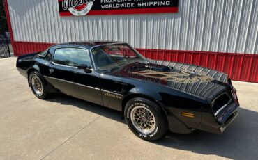 Pontiac-Firebird-1977-Coupe-9