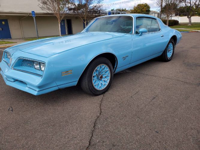 Pontiac-Firebird-1977-Sky-Blue-16