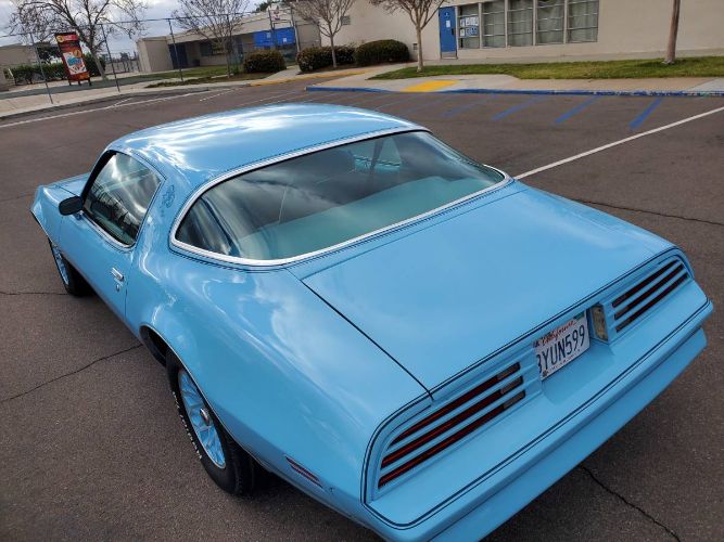 Pontiac-Firebird-1977-Sky-Blue-22