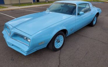 Pontiac-Firebird-1977-Sky-Blue-5