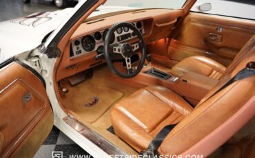 Pontiac-Firebird-1977-White-Tan-16