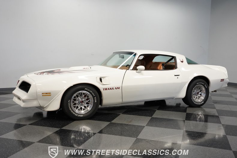 Pontiac-Firebird-1977-White-Tan-18