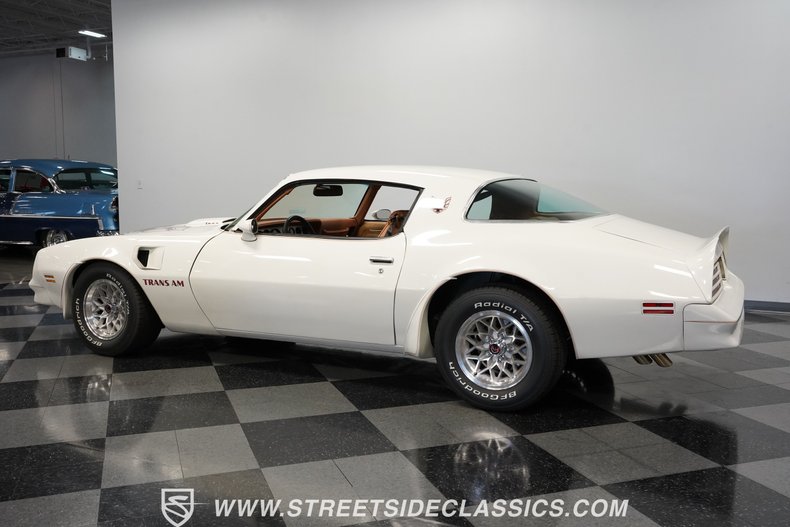 Pontiac-Firebird-1977-White-Tan-20