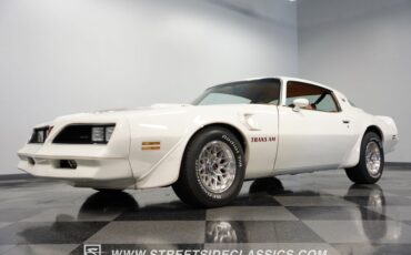 Pontiac-Firebird-1977-White-Tan-34