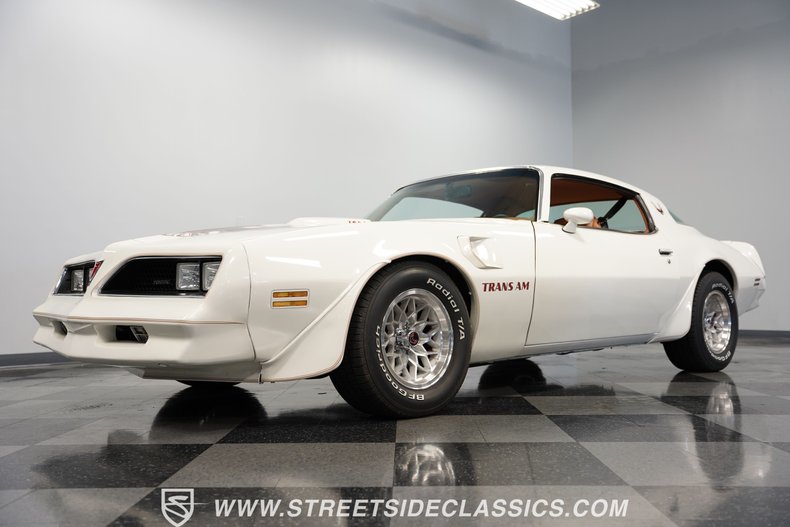Pontiac-Firebird-1977-White-Tan-34