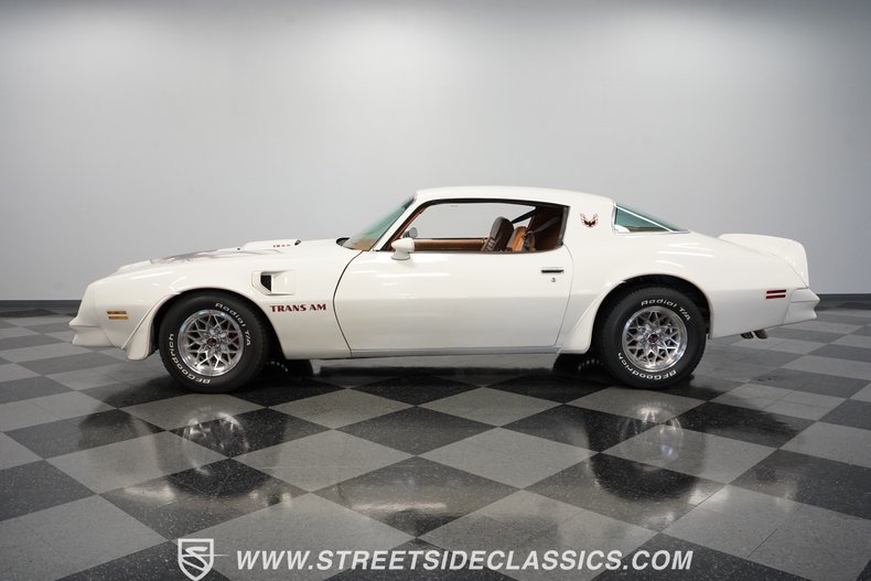 Pontiac-Firebird-1977-White-Tan-4