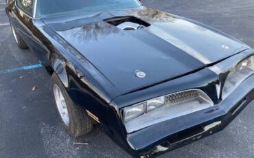 Pontiac-Firebird-1978-Black-3