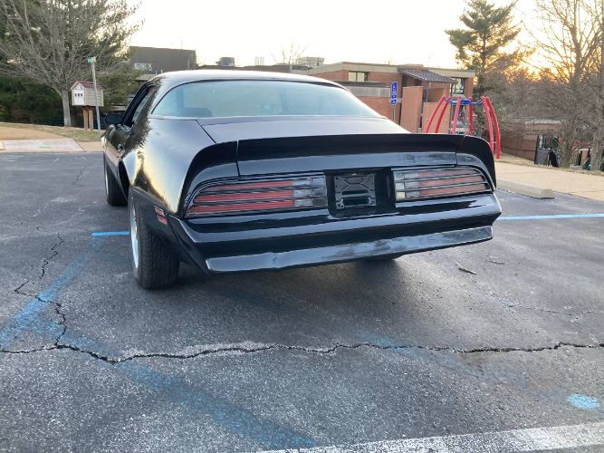 Pontiac-Firebird-1978-Black-8
