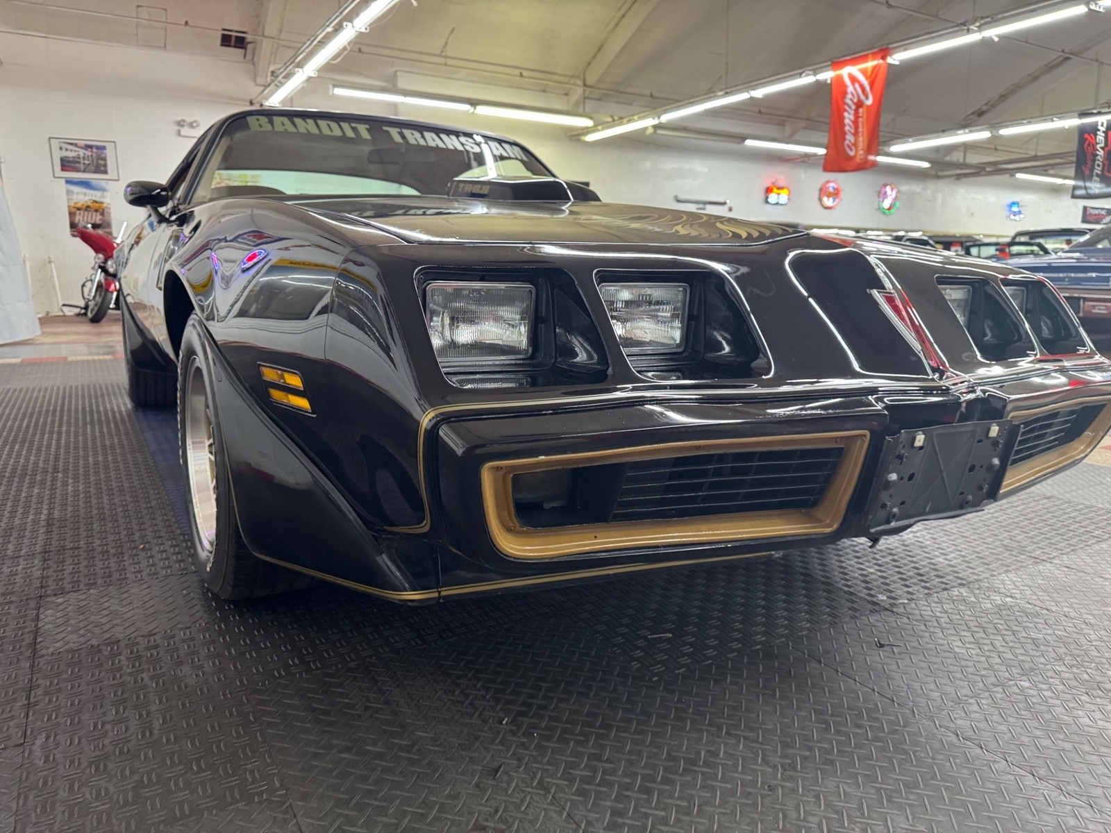 Pontiac-Firebird-1979-7