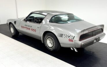 Pontiac-Firebird-1979-Platinum-Poly-Silver-2