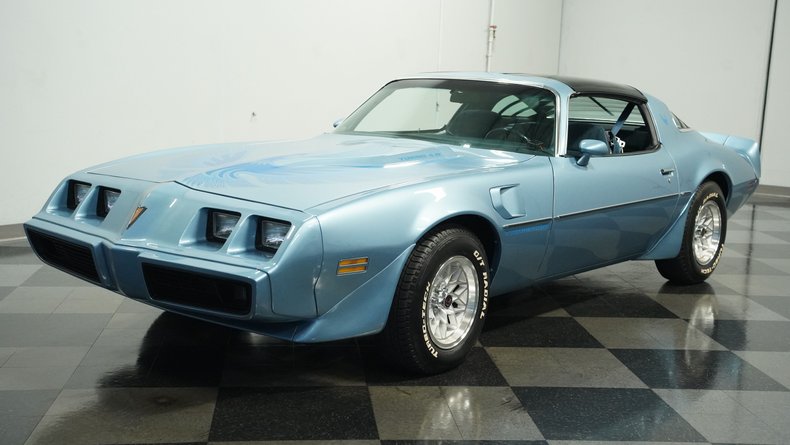 Pontiac-Firebird-1981-Dresden-Blue-Blue-2