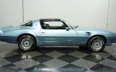 Pontiac-Firebird-1981-Dresden-Blue-Blue-23