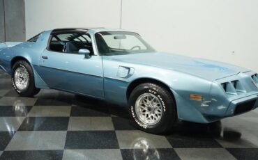 Pontiac-Firebird-1981-Dresden-Blue-Blue-24