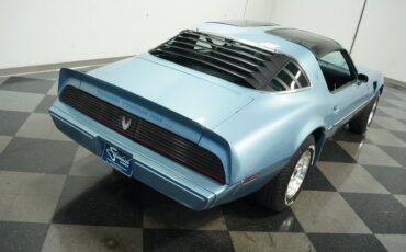 Pontiac-Firebird-1981-Dresden-Blue-Blue-26